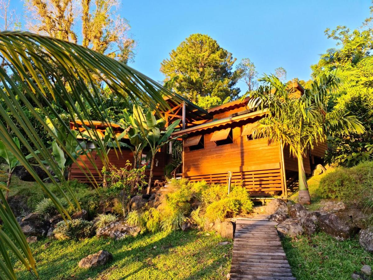 סן-קלוד Les Bananes Vertes Ecolodges מראה חיצוני תמונה