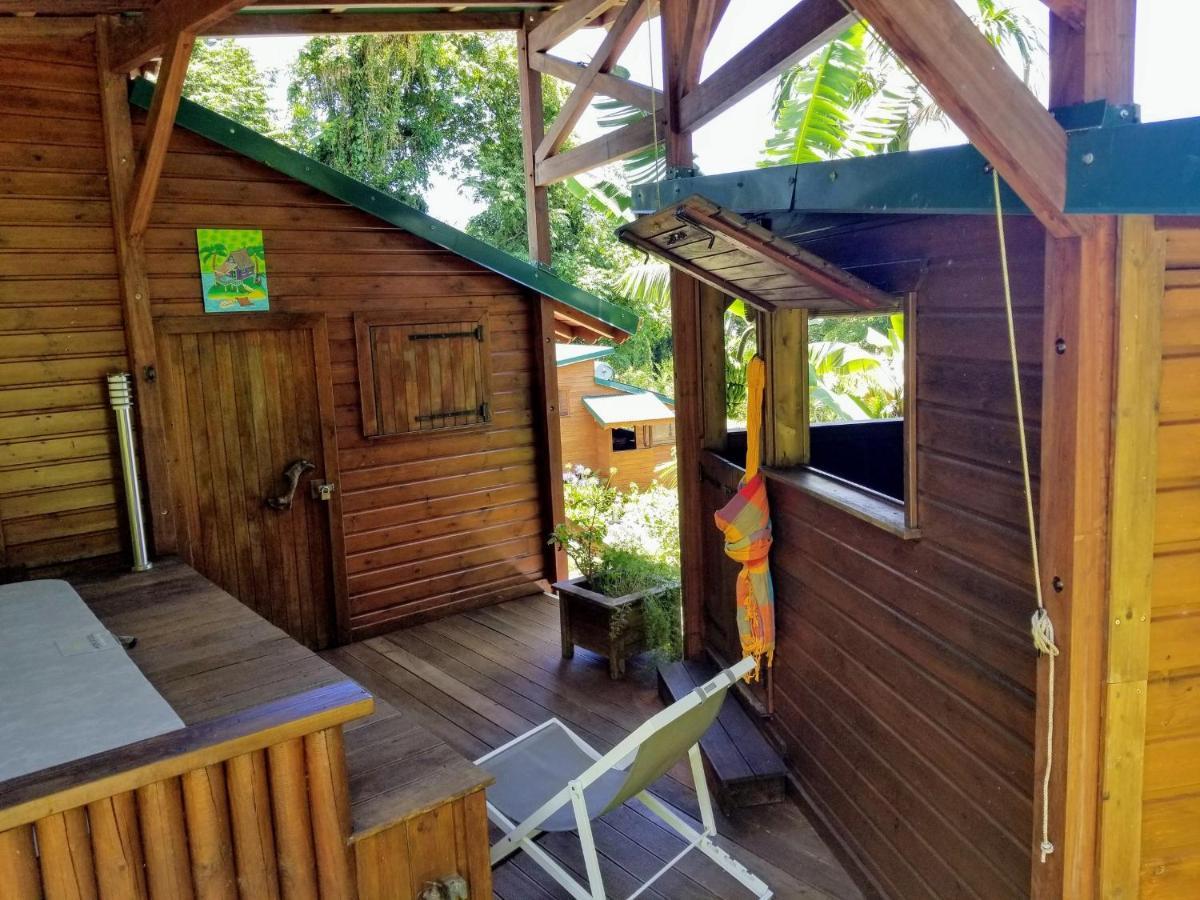 סן-קלוד Les Bananes Vertes Ecolodges מראה חיצוני תמונה