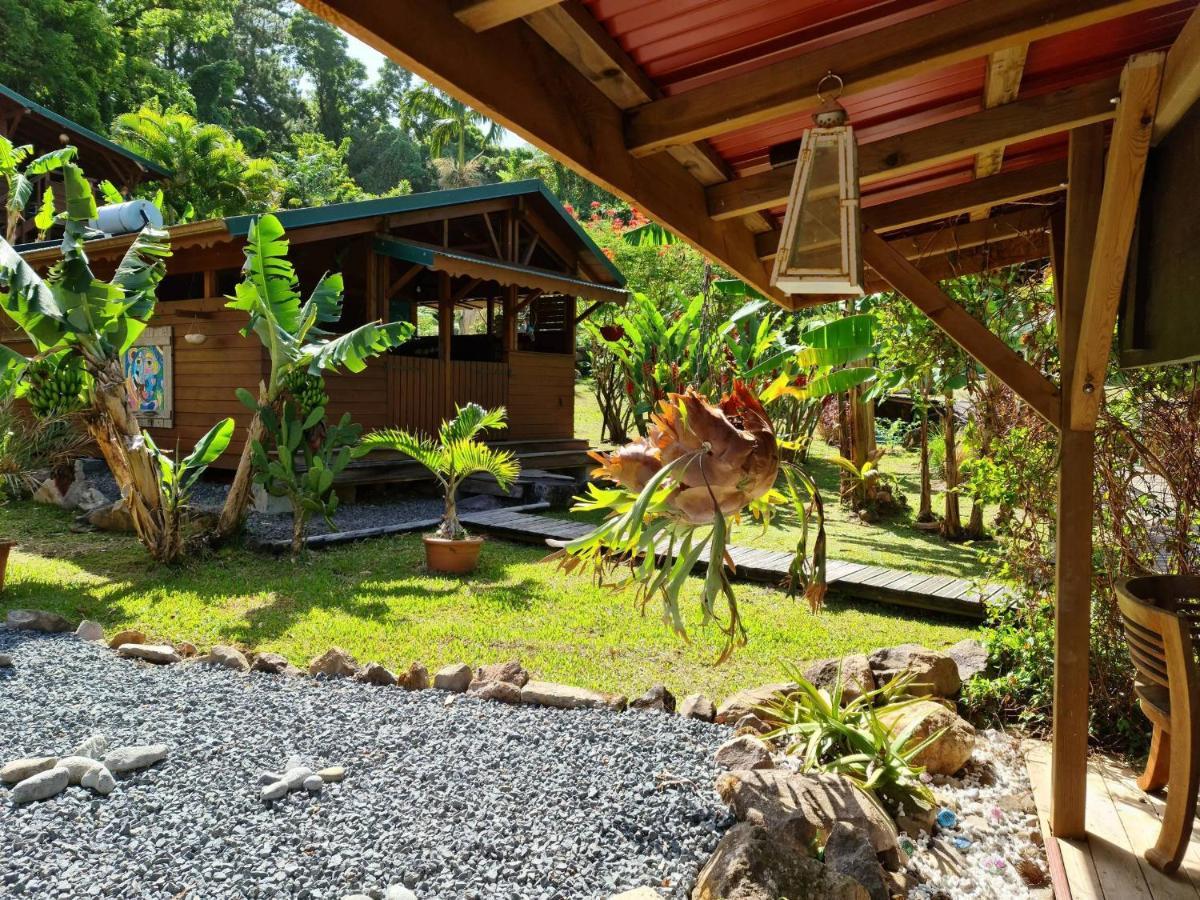 סן-קלוד Les Bananes Vertes Ecolodges מראה חיצוני תמונה