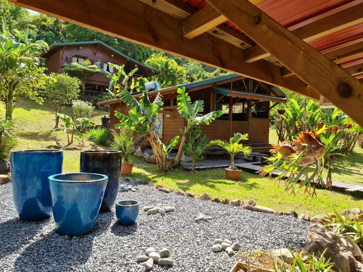 סן-קלוד Les Bananes Vertes Ecolodges מראה חיצוני תמונה