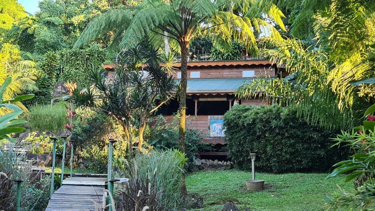 סן-קלוד Les Bananes Vertes Ecolodges מראה חיצוני תמונה