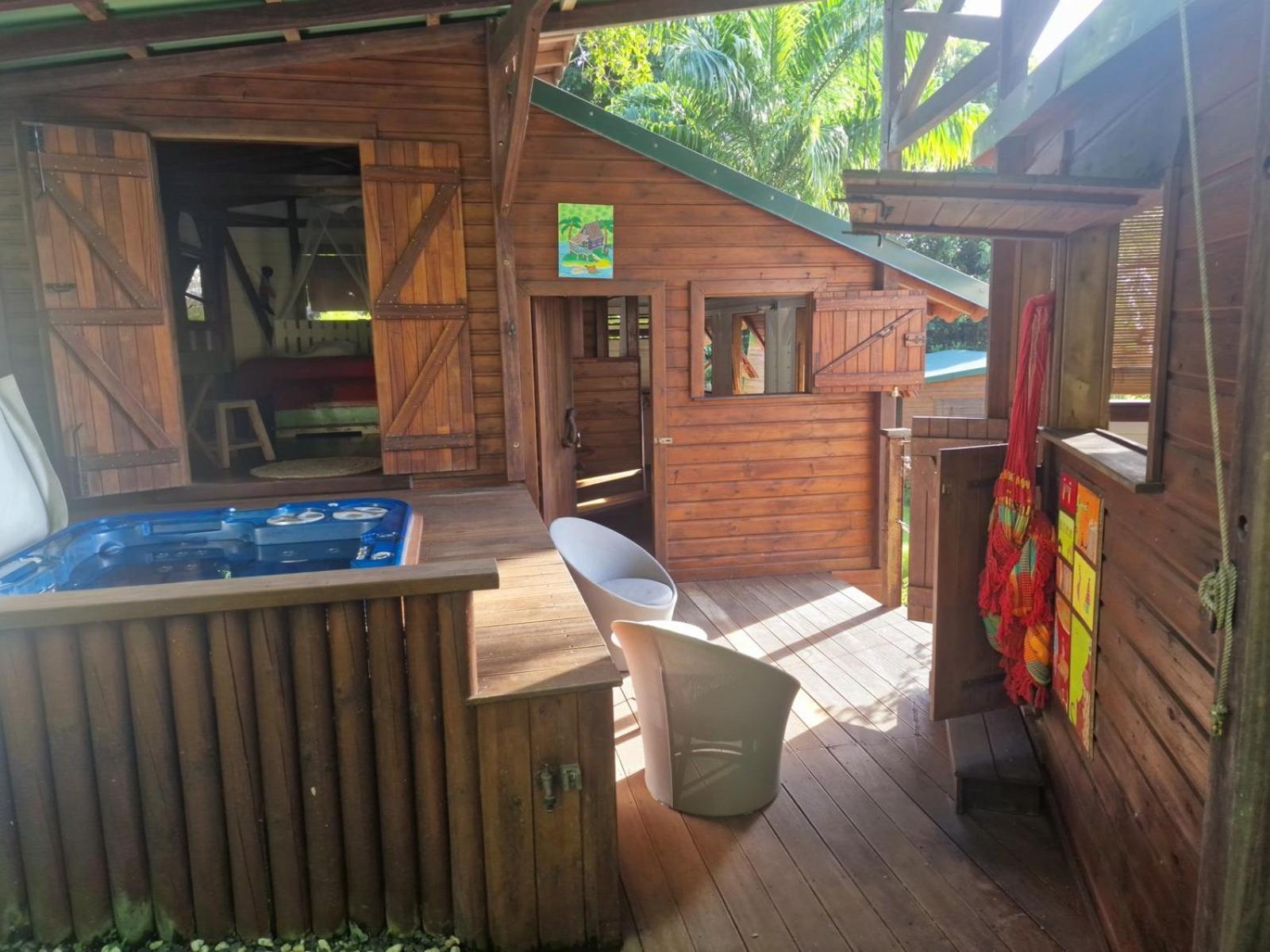 סן-קלוד Les Bananes Vertes Ecolodges מראה חיצוני תמונה